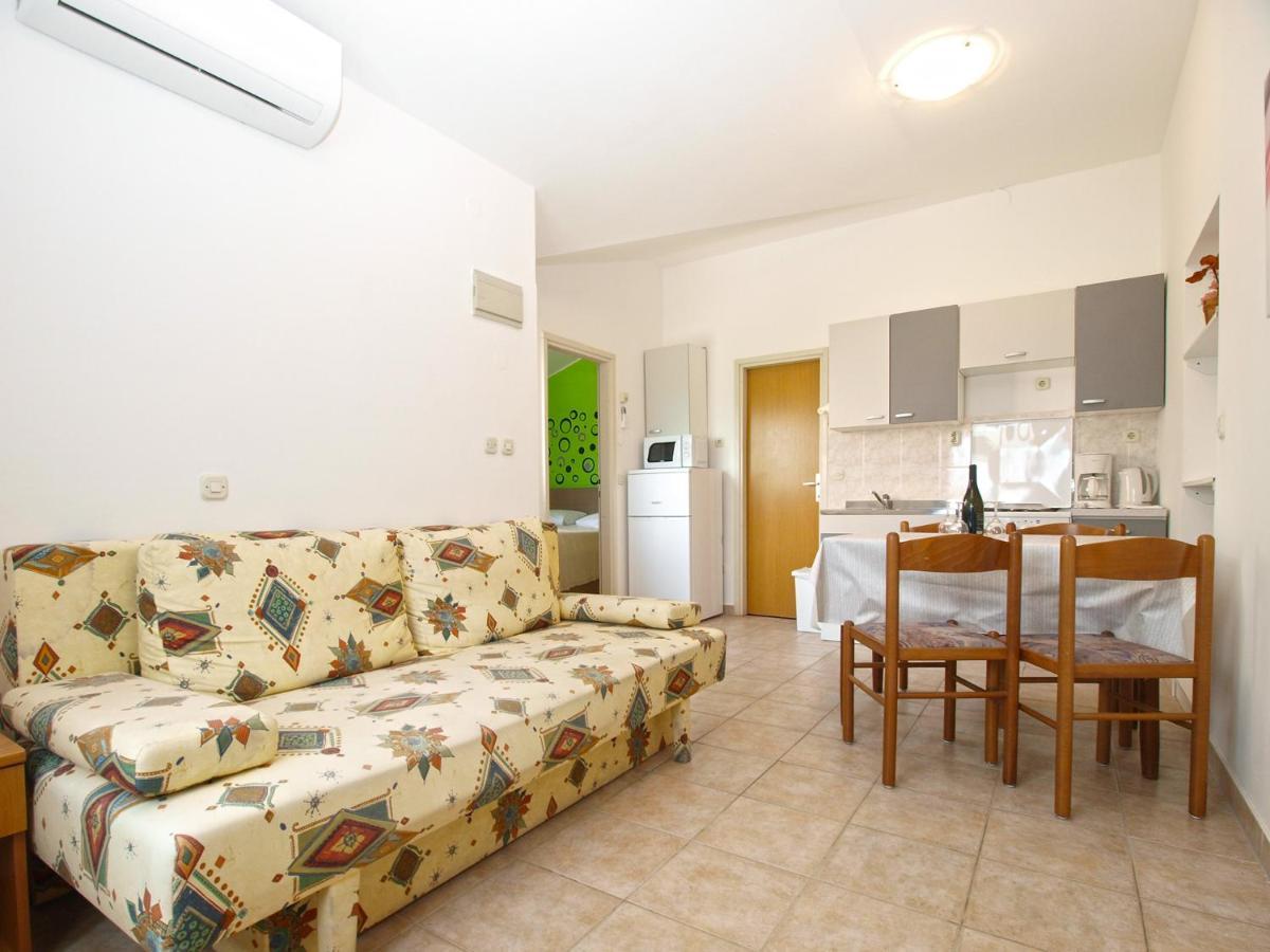 Apartments Biskupije 810 Медулин Екстер'єр фото