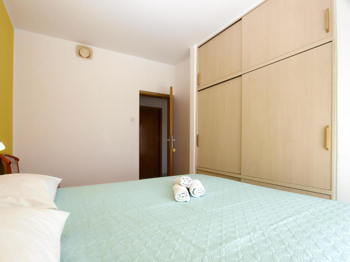Apartments Biskupije 810 Медулин Екстер'єр фото