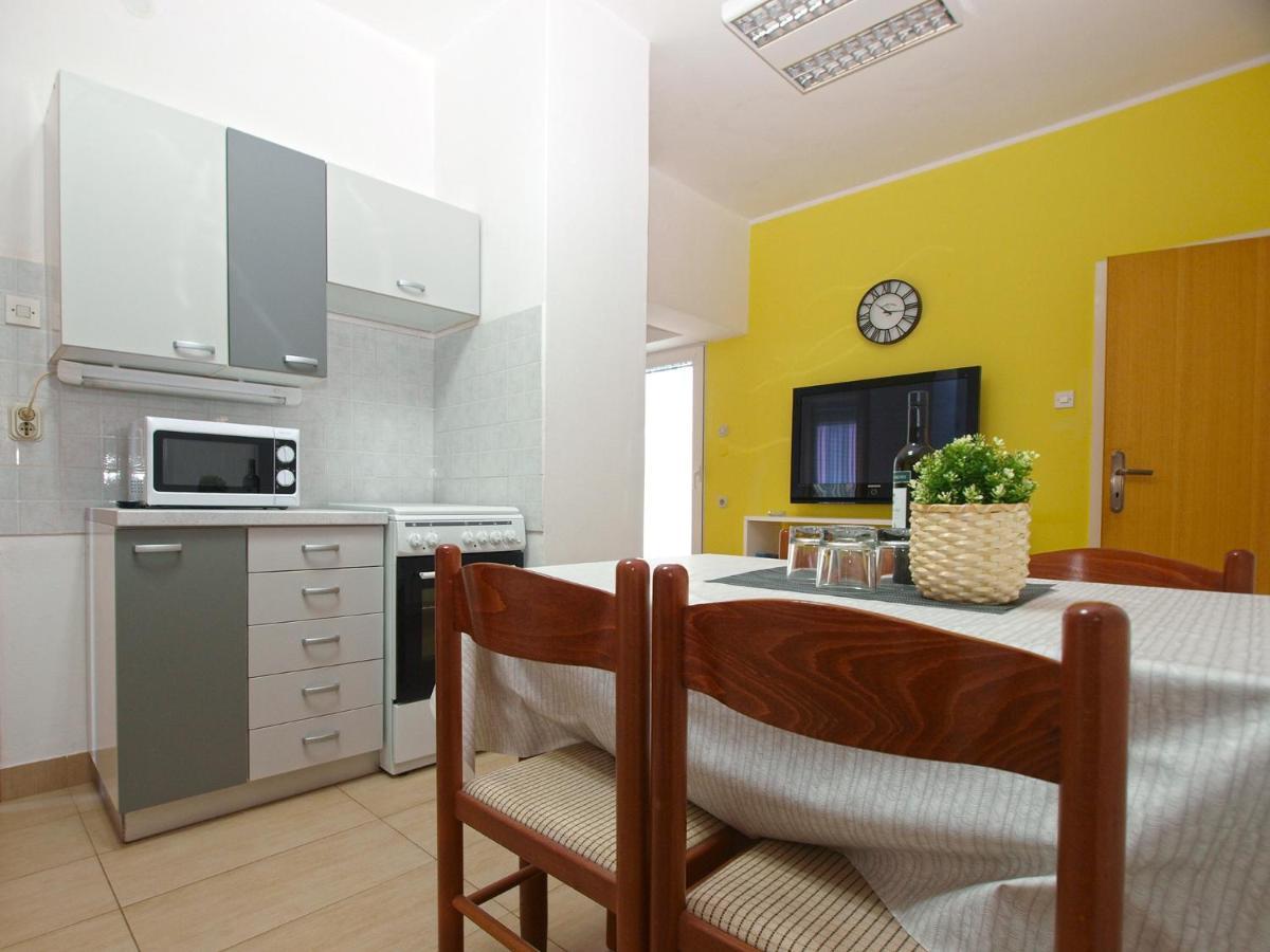 Apartments Biskupije 810 Медулин Екстер'єр фото