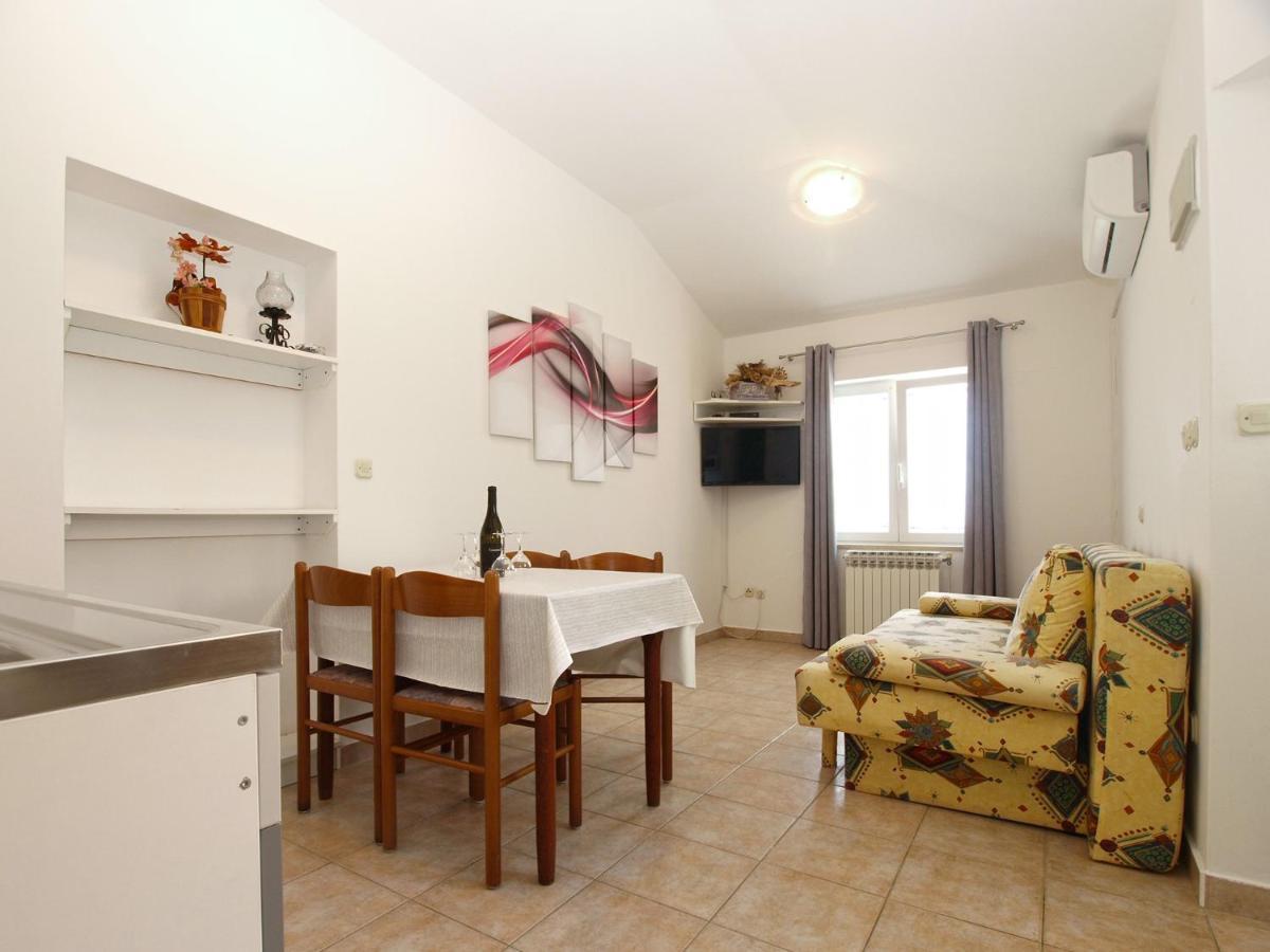 Apartments Biskupije 810 Медулин Екстер'єр фото