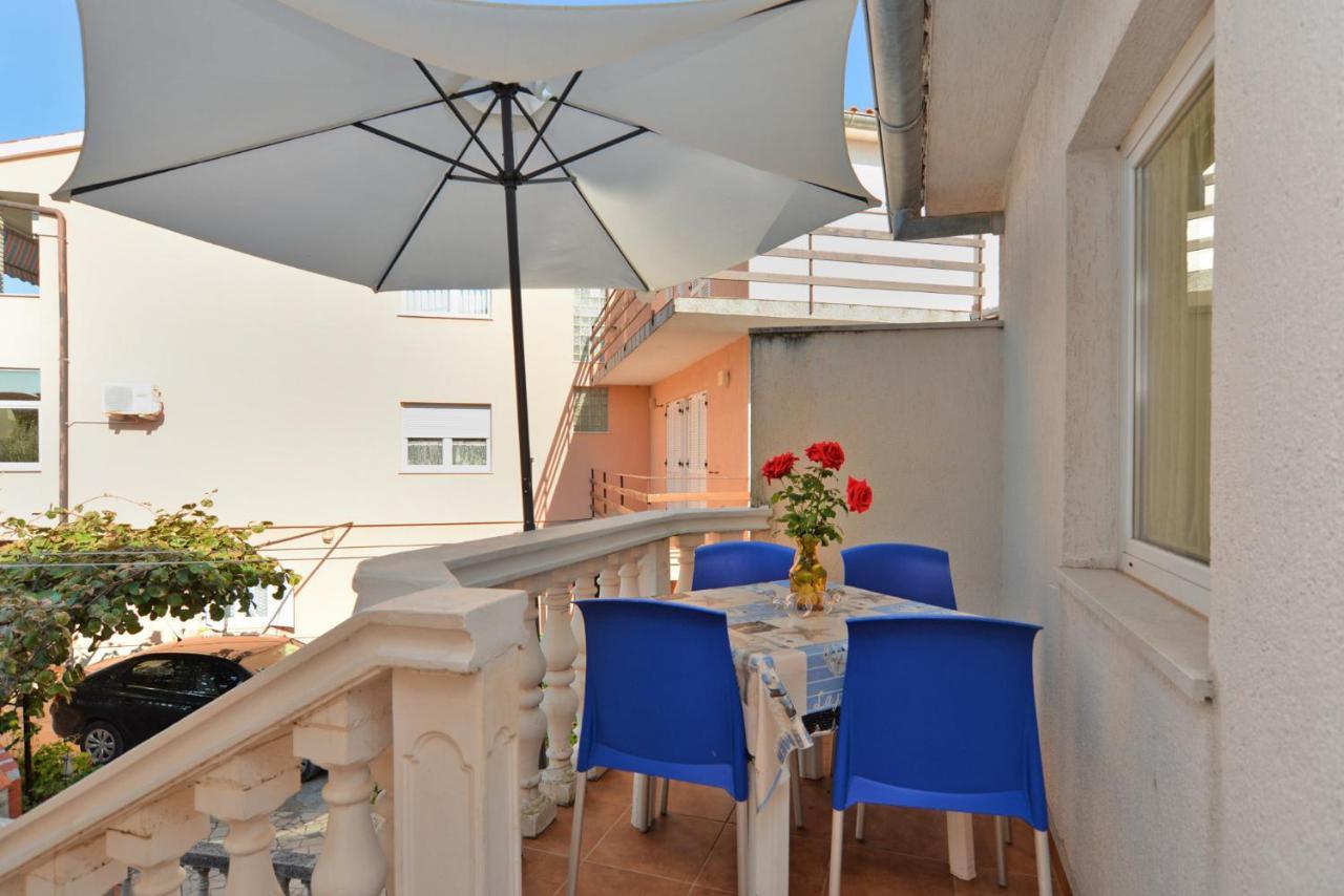 Apartments Biskupije 810 Медулин Екстер'єр фото